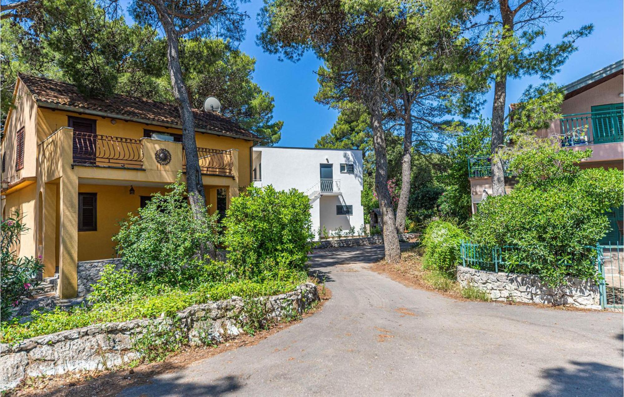 3 Bedroom Lovely Home In Jadrija Exterior photo
